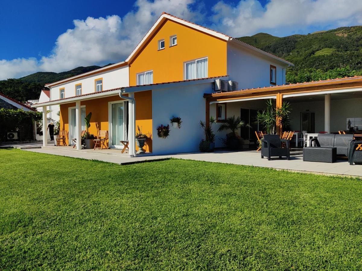 Casa D'Avo Guesthouse And Apartment Urzelina Buitenkant foto