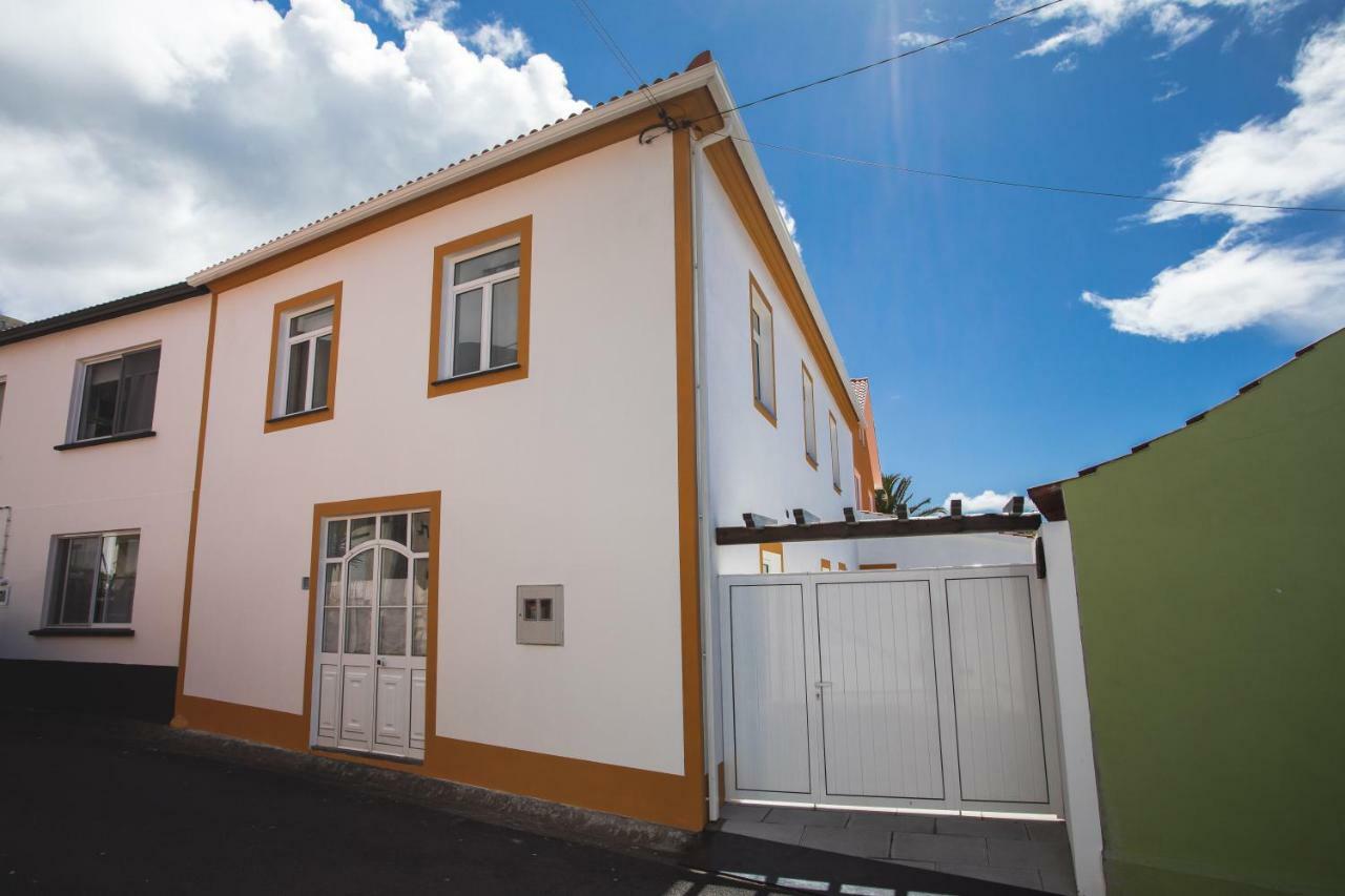 Casa D'Avo Guesthouse And Apartment Urzelina Buitenkant foto